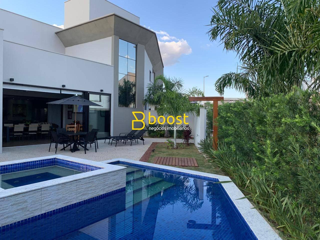 Casa com 4 quartos, 427 m², à venda por R$ 3.900.000 - Varandas Sul - Uberlândia/MG