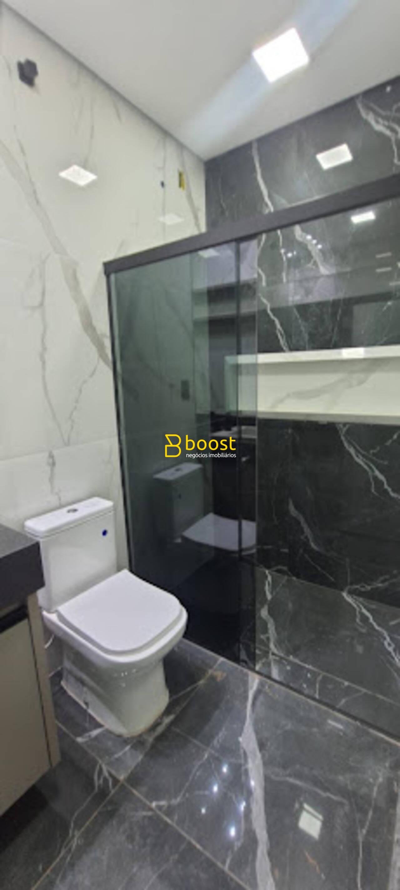 Belíssima casa no Bairro Santa Mônica, foto 4
