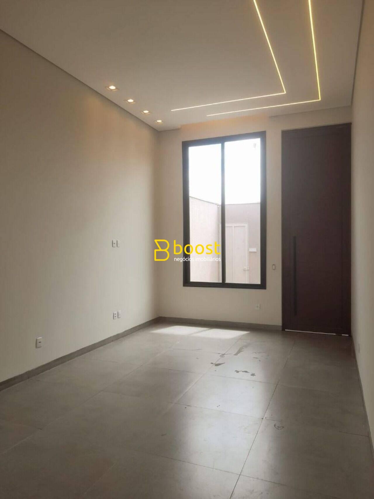 Casa com 3 quartos, 140 m², à venda por R$ 780.000 - Novo Mundo - Uberlândia/MG, foto 2