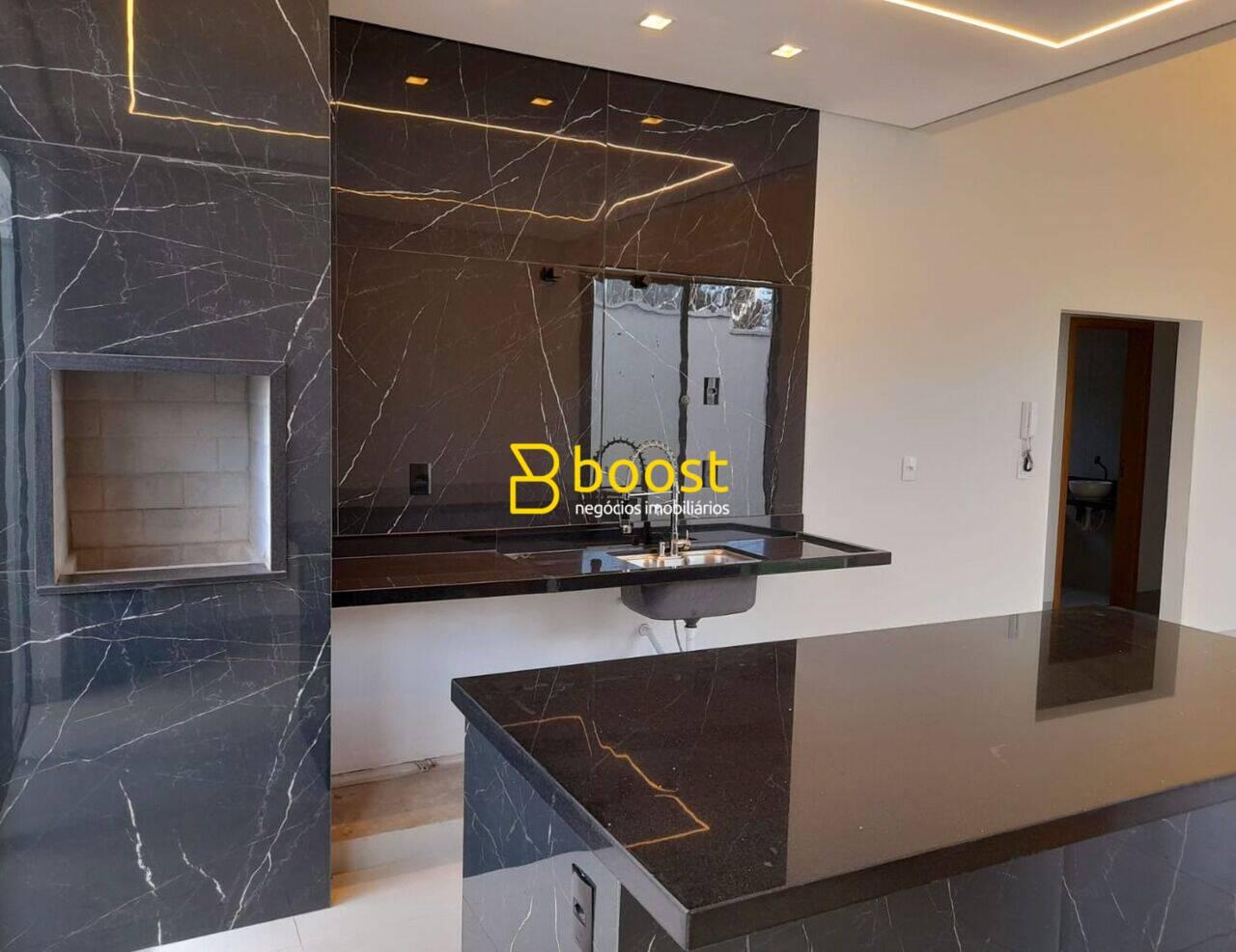 Casa com 3 quartos, 130 m², à venda por R$ 700.000 - Jardim Europa - Uberlândia/MG, foto 2