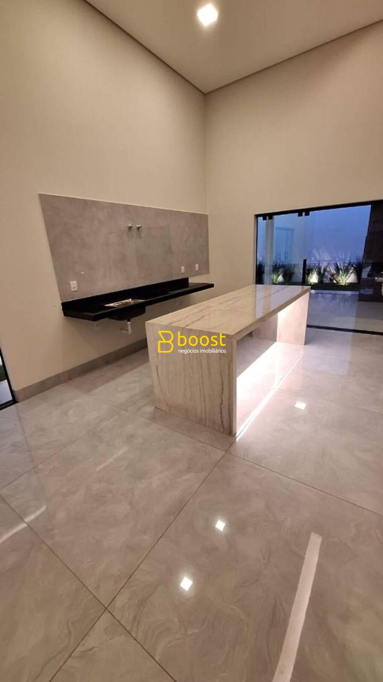 Casa com 3 dormitórios à venda, 150 m² por R$ 890.000,00 - Jardim Inconfidência - Uberlândia/MG, foto 4