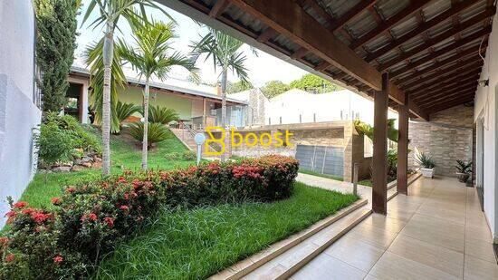 Casa com 4 quartos, 300 m², à venda por R$ 1.390.000 - Cidade Jardim - Uberlândia/MG, foto 3