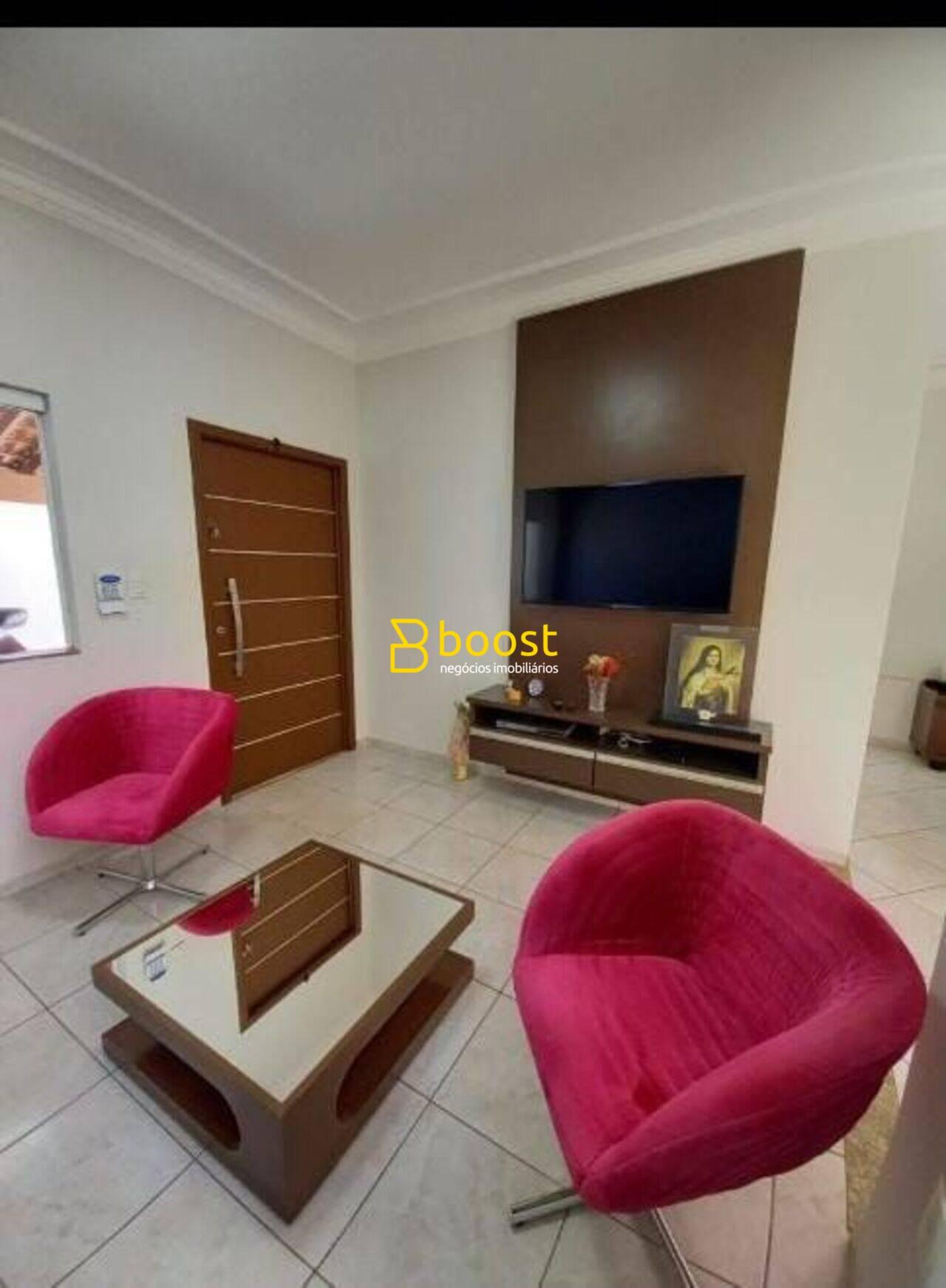Casa com 3 dormitórios à venda, 198 m² por R$ 820.000,00 - Cidade Jardim - Uberlândia/MG, foto 4