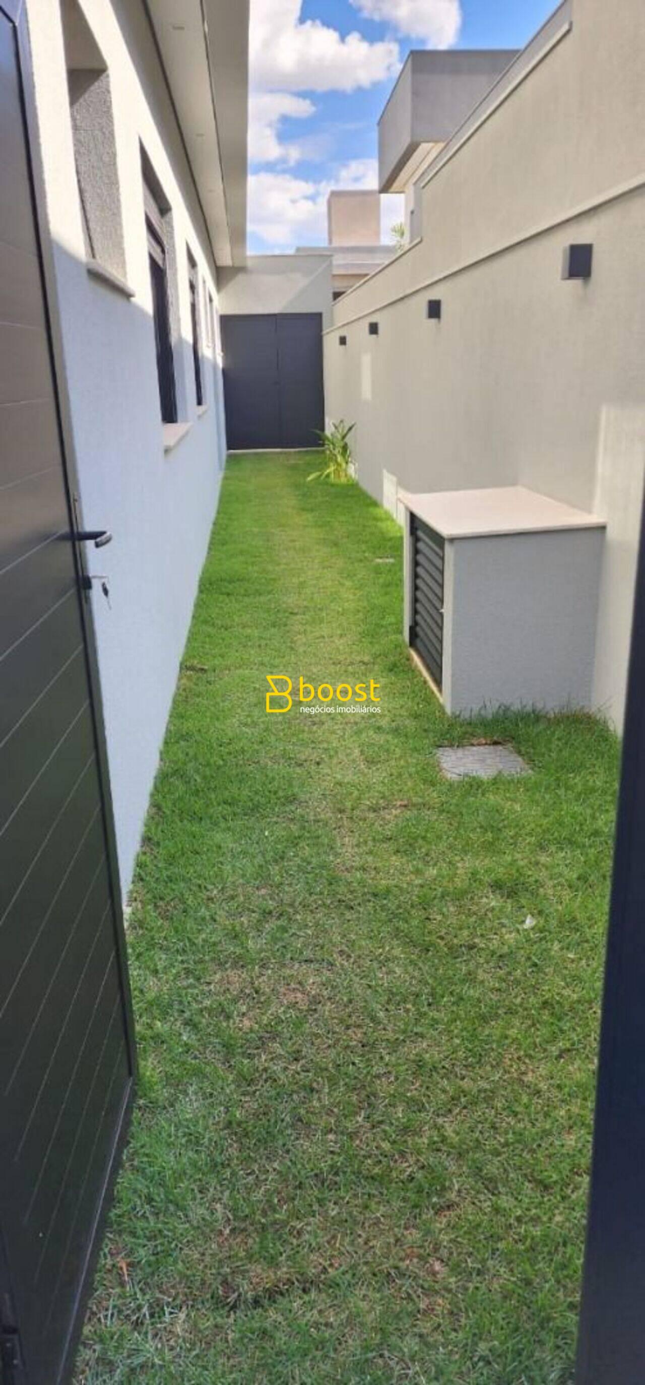 Casa com 3 dormitórios à venda, 242 m² por R$ 2.750.000,00 - Granja Marileusa - Uberlândia/MG, foto 3