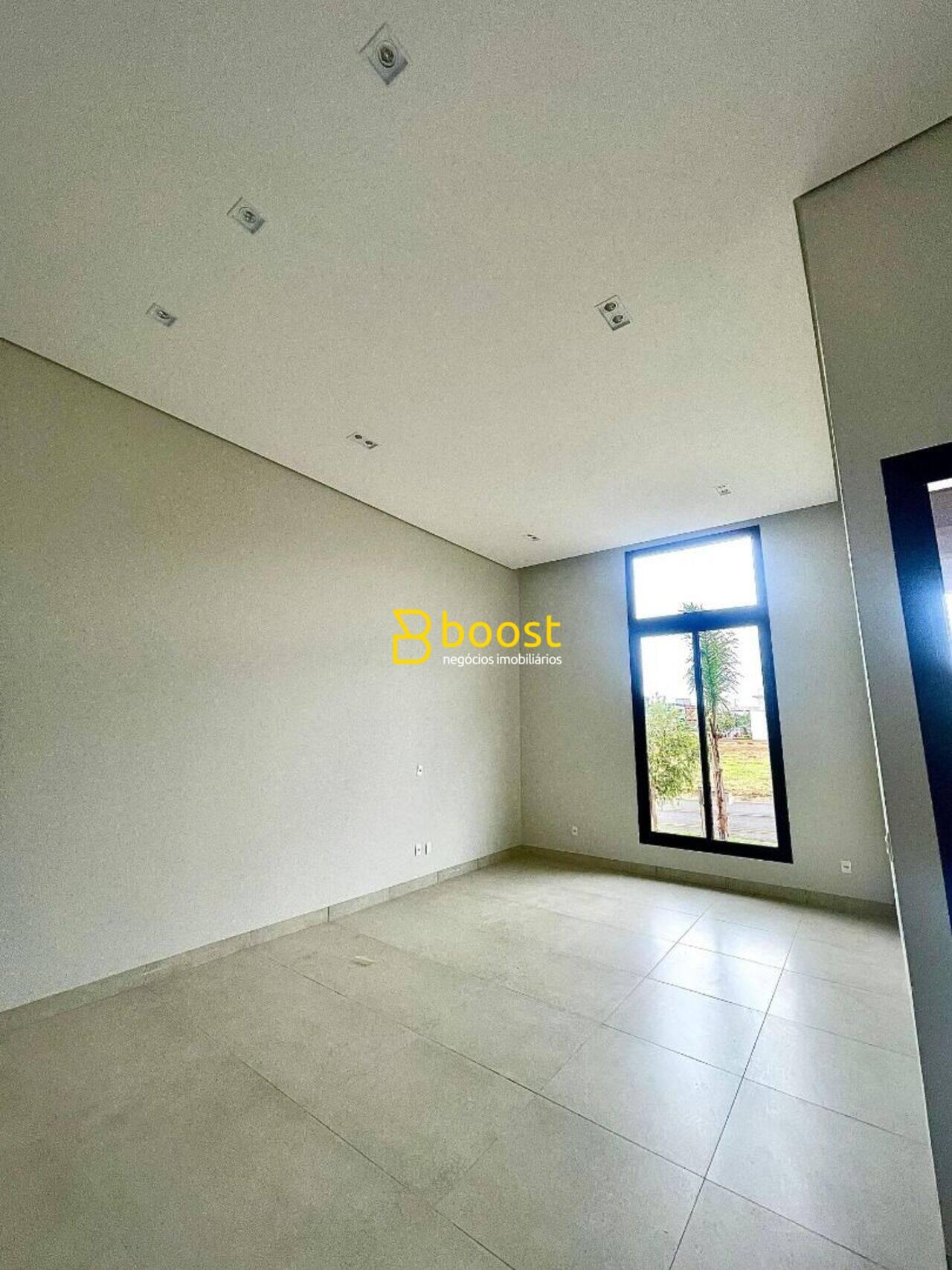 Casa com 3 quartos, 150 m², à venda por R$ 1.280.000 - Condomínio Raros - Uberlândia/MG, foto 4