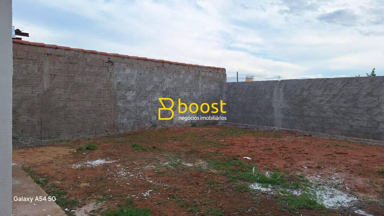 Casa com 2 dormitórios à venda, 48 m² por R$ 210.000,00 - Residencial Pequis - Uberlândia/MG, foto 4