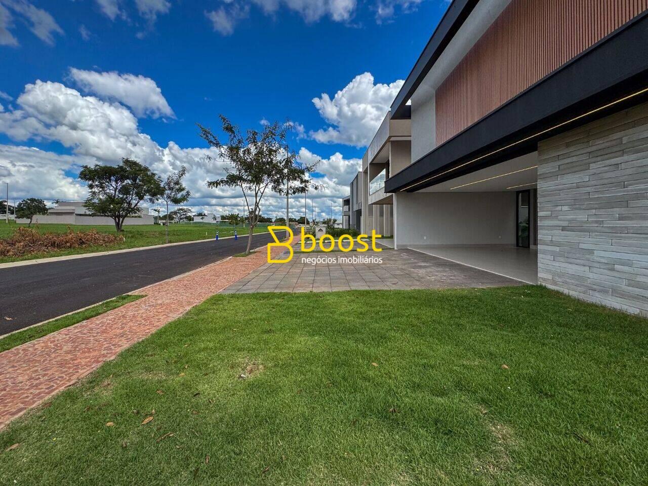 Casa com 4 quartos, 330 m², à venda por R$ 4.000.000 - Jardim Sul - Uberlândia/MG, foto 2