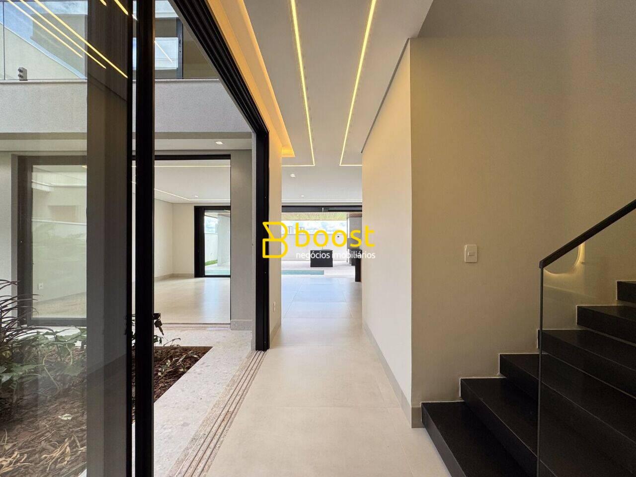 Casa com 4 quartos, 330 m², à venda por R$ 4.000.000 - Jardim Sul - Uberlândia/MG, foto 4