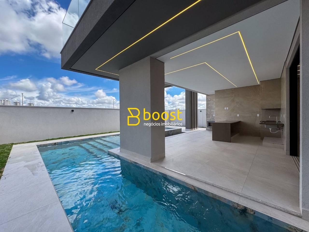 Casa com 3 quartos, 335 m², à venda por R$ 4.000.000 - Jardim Sul - Uberlândia/MG