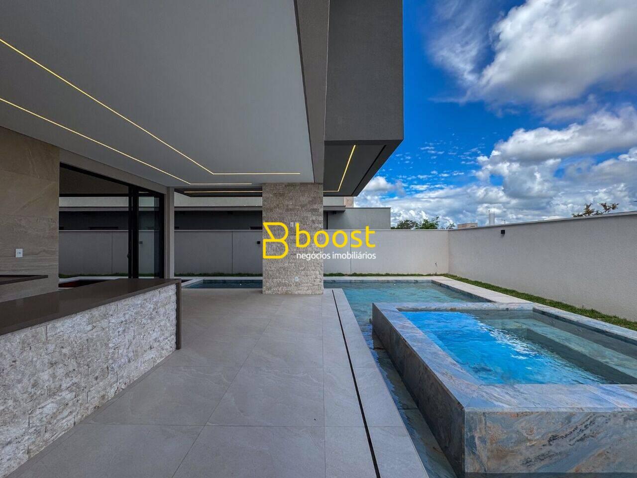 Casa com 3 quartos, 335 m², à venda por R$ 4.000.000 - Jardim Sul - Uberlândia/MG, foto 2