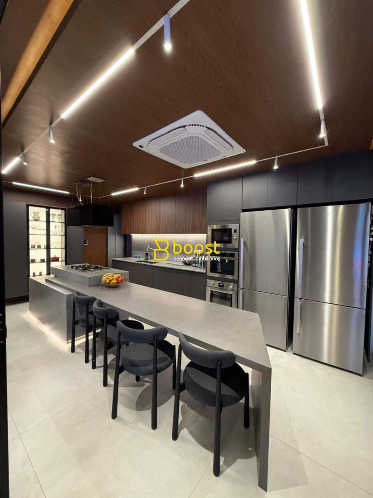 Casa com 5 quartos, 435 m², à venda por R$ 8.800.000 - Jardim Sul - Uberlândia/MG, foto 4