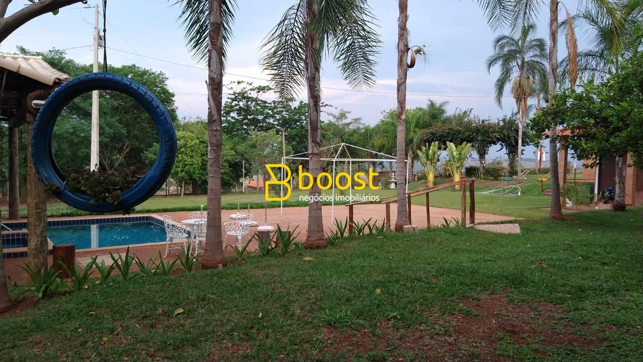 Chácara com 3 quartos, 2 hectares, à venda por R$ 2.000.000 - Cruzeiro dos Peixotos - Uberlândia/MG