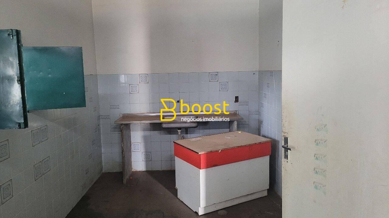 Galpão à venda por R$ 900.000,00 - Minas Gerais - Uberlândia/MG, foto 2