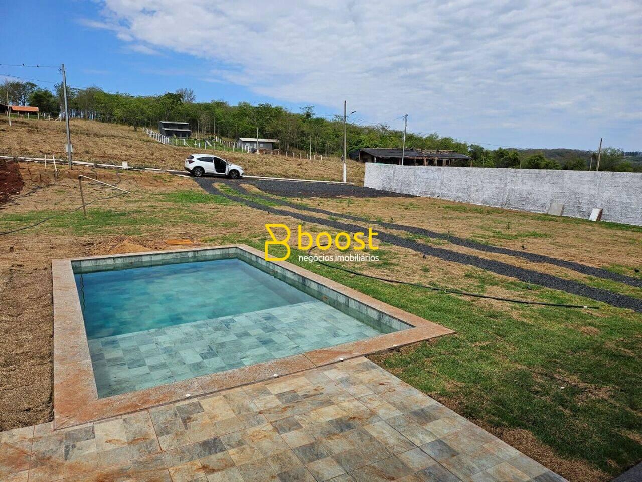 Rancho com 3 quartos, à venda por R$ 690.000 - Morada da Colina - Uberlândia/MG, foto 3