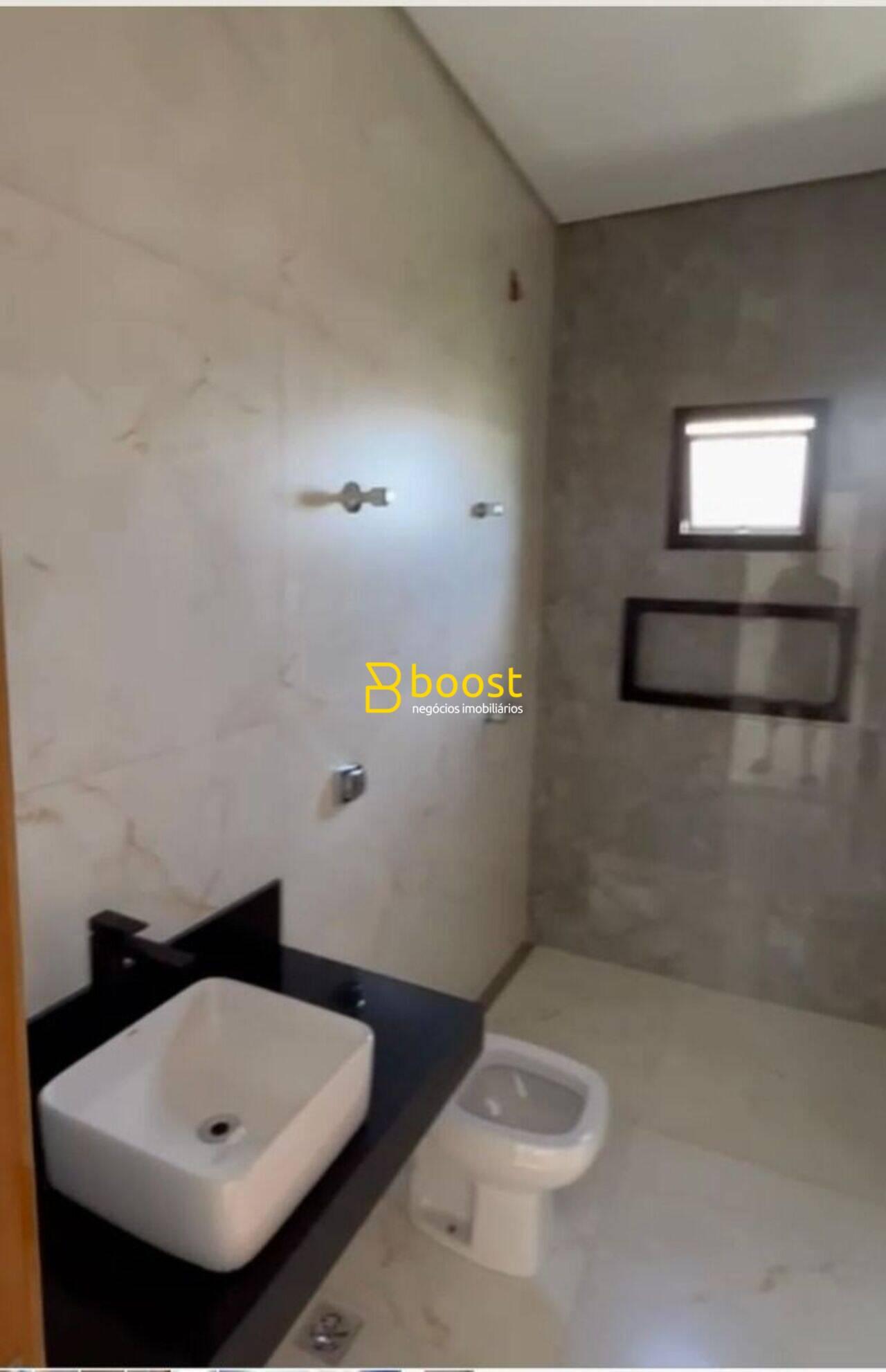 Sobrado à venda, 176 m² por R$ 750.000,00 - Grand Ville - Uberlândia/MG, foto 2