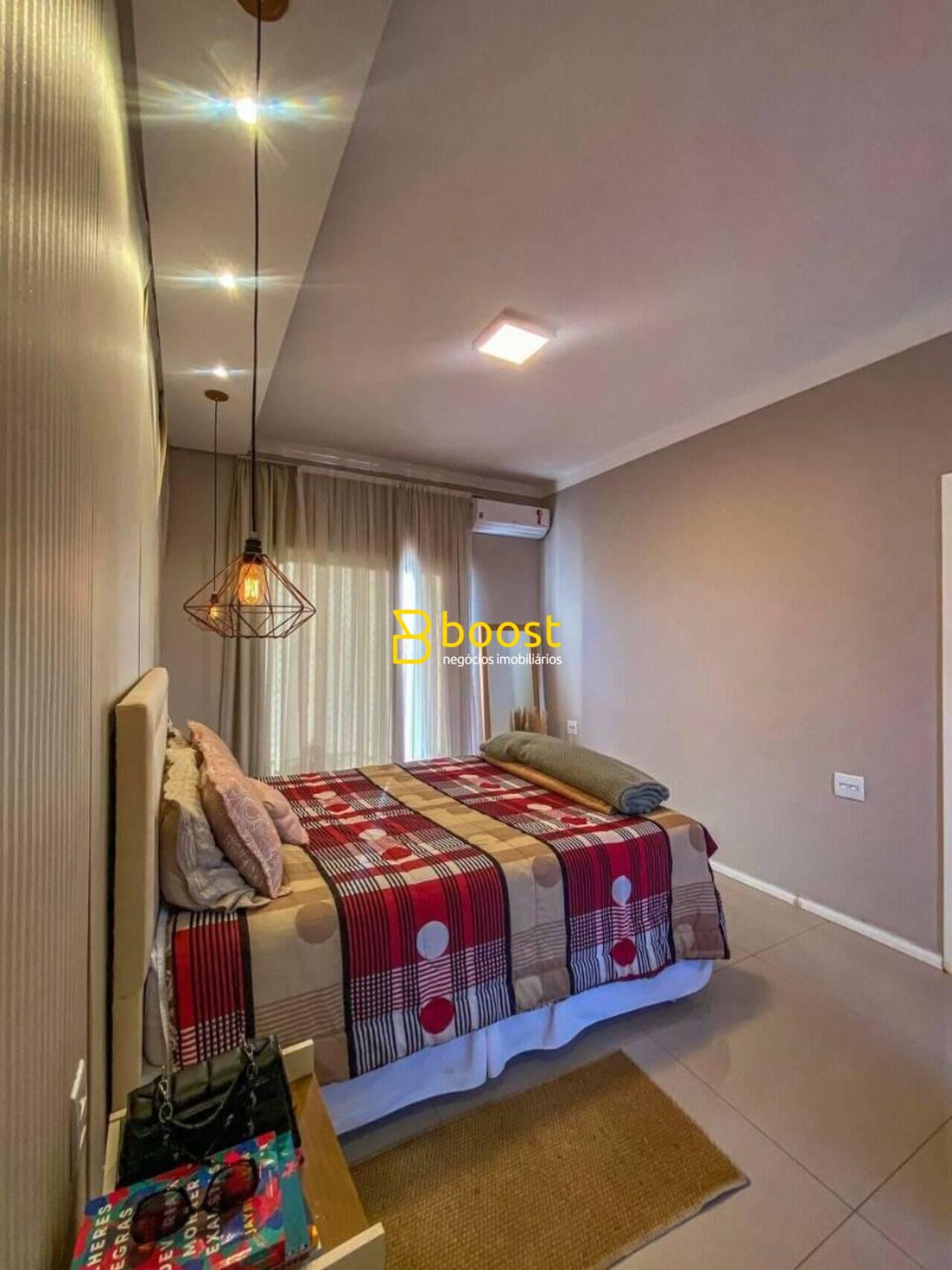 Sobrado com 3 quartos, à venda por R$ 950.000 - Portal do Vale - Uberlândia/MG, foto 3