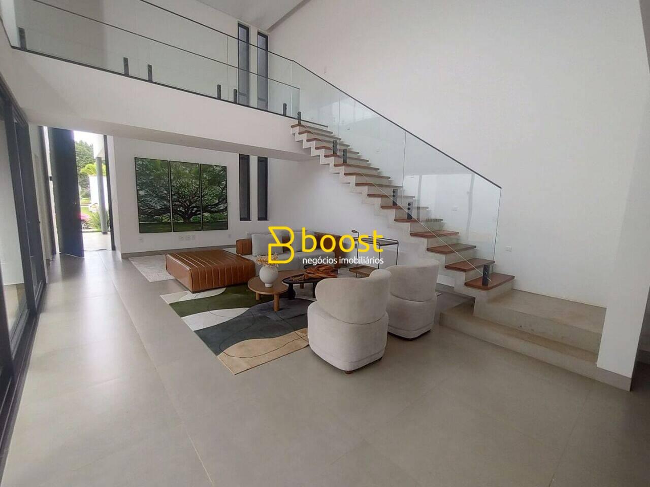 Sobrado com 3 dormitórios à venda, 254 m² por R$ 2.450.000,00 - Varandas Sul - Uberlândia/MG, foto 3