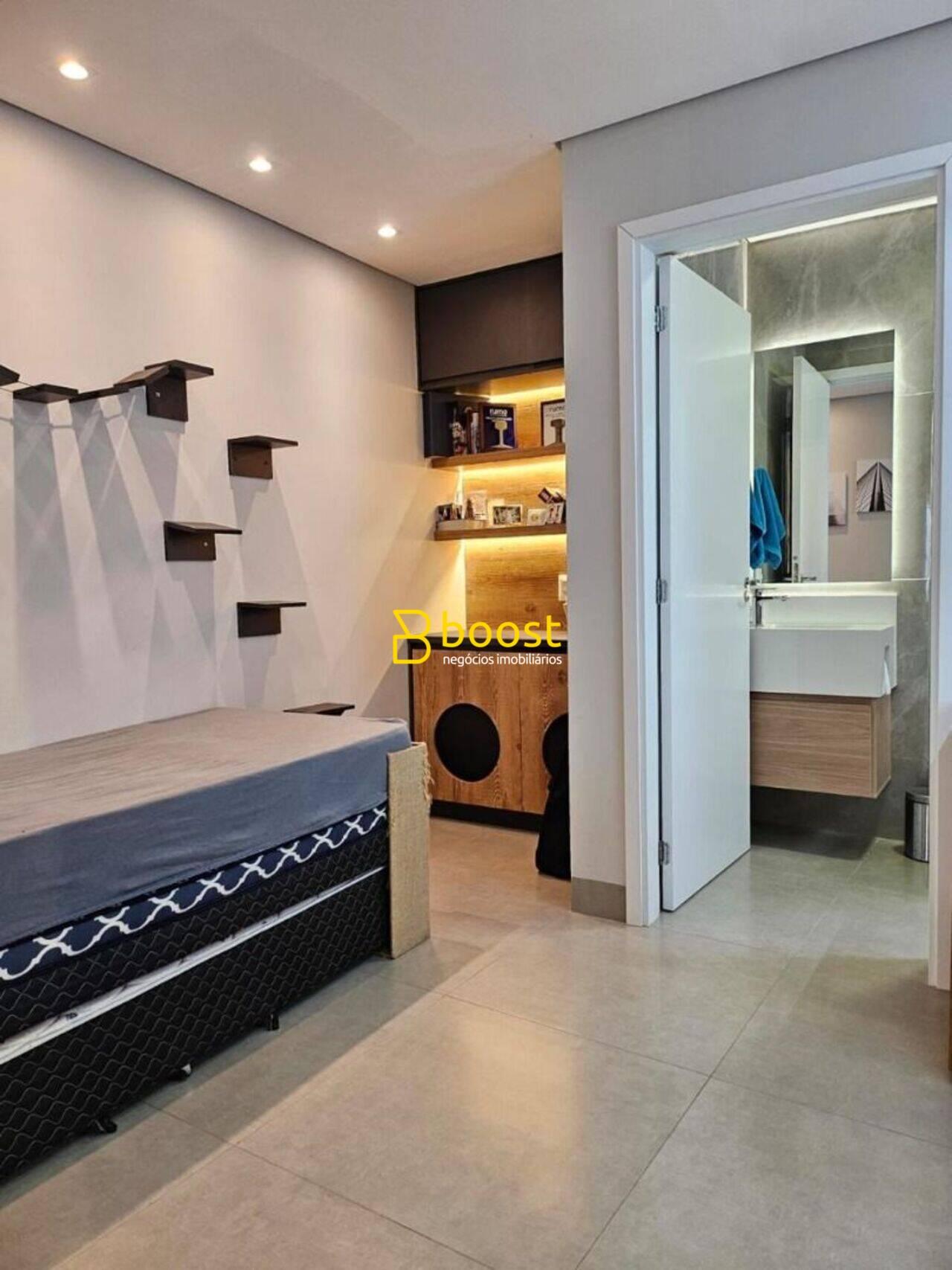 Sobrado com 4 dormitórios à venda, 231 m² por R$ 1.790.000,00 - Condomínio Raros - Uberlândia/MG, foto 2