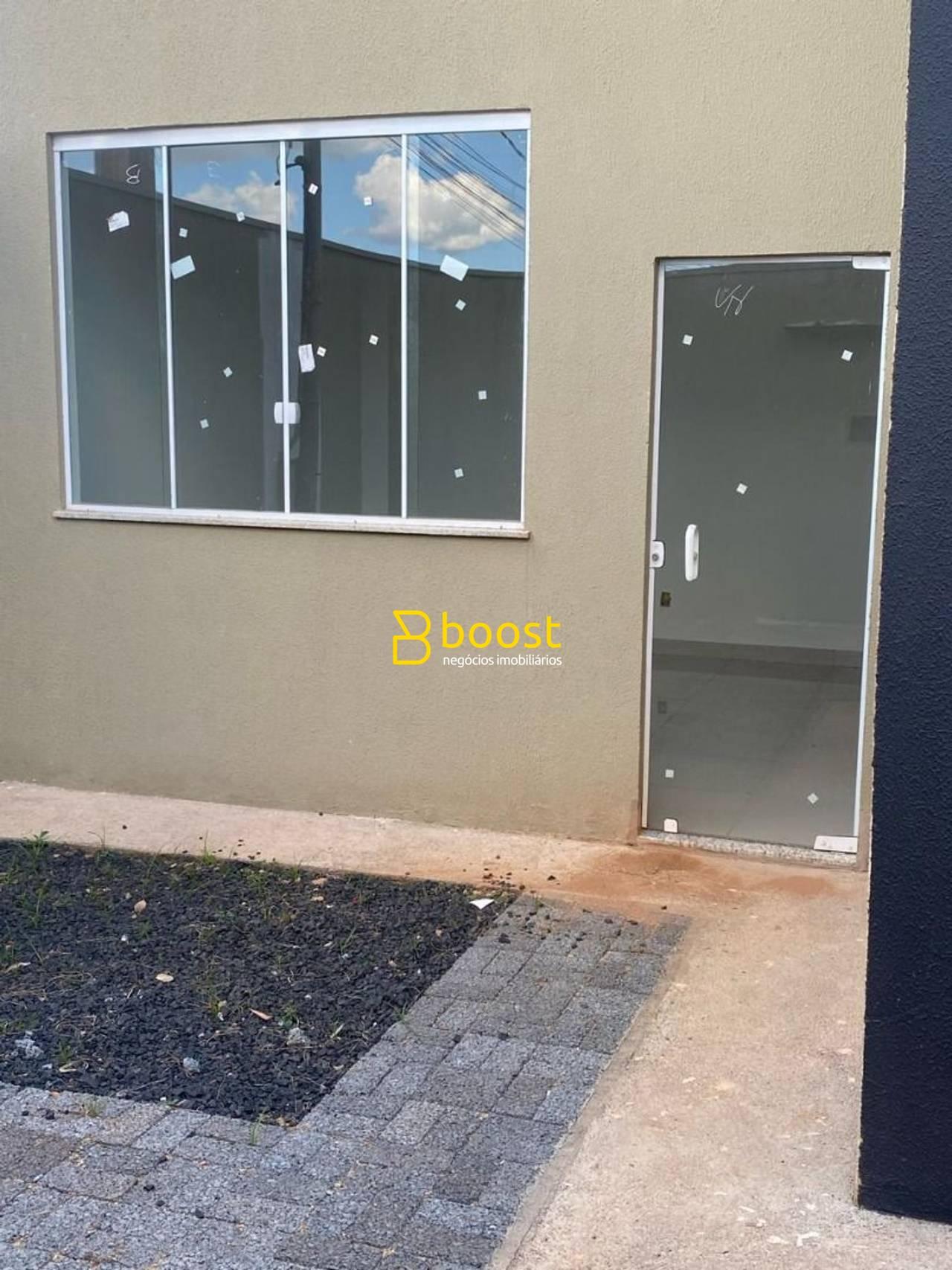 Sobrado com 2 dormitórios à venda, 90 m² por R$ 330.000,00 - Jardim Holanda - Uberlândia/MG