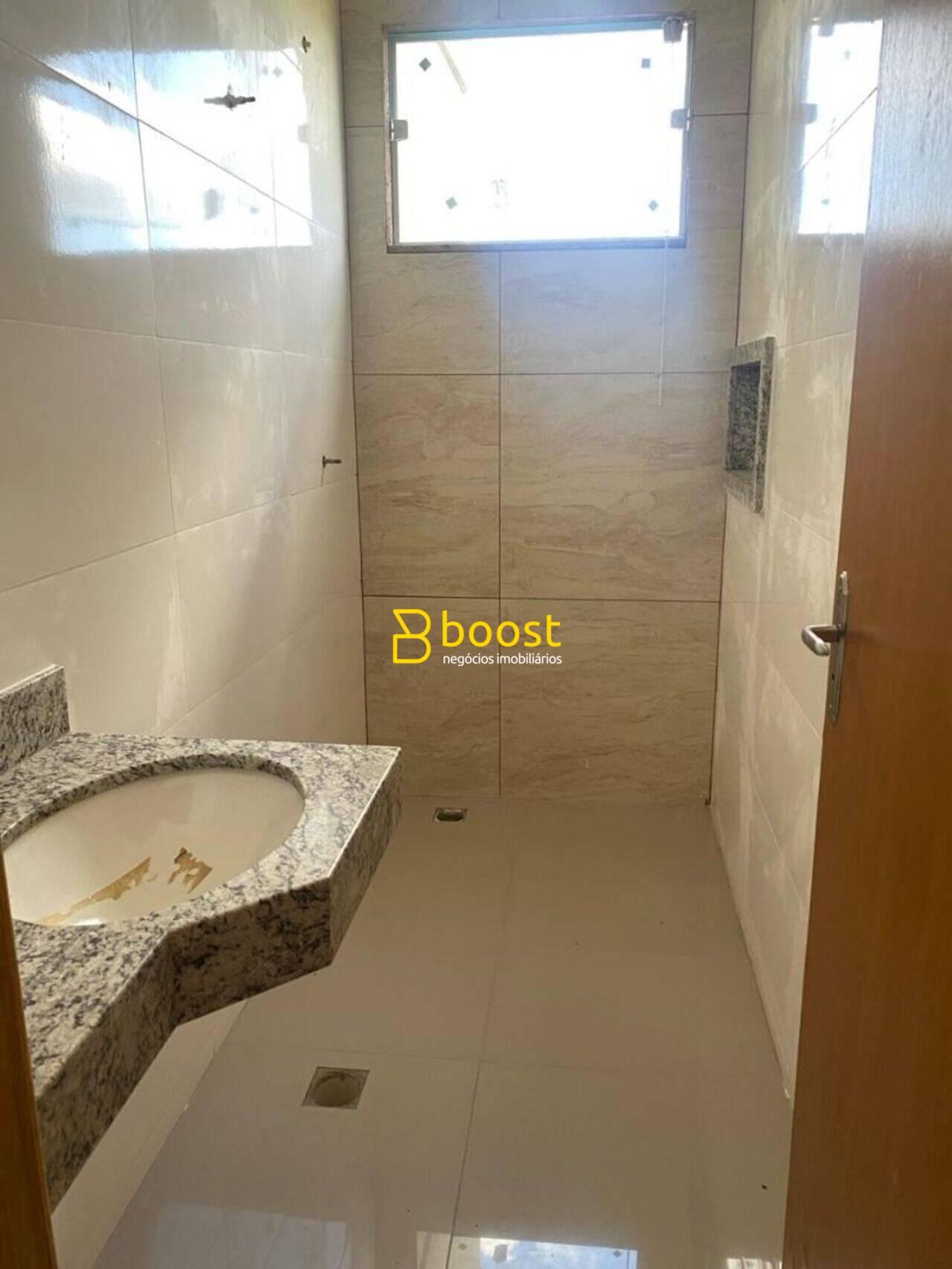 Sobrado com 2 dormitórios à venda, 90 m² por R$ 330.000,00 - Jardim Holanda - Uberlândia/MG, foto 4