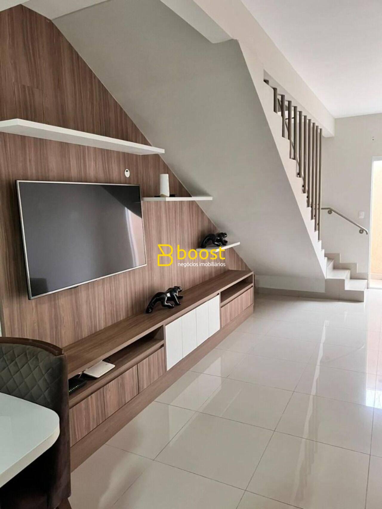Sobrado com 3 dormitórios à venda, 168 m² por R$ 575.000 - Santa Mônica - Uberlândia/MG, foto 2