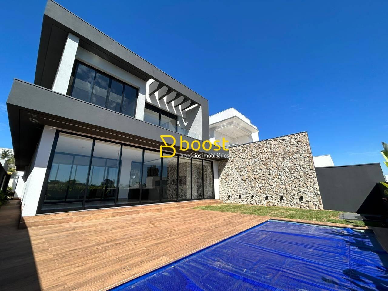 Sobrado com 4 dormitórios à venda, 298 m² por R$ 3.600.000,00 - Morada da Colina - Uberlândia/MG