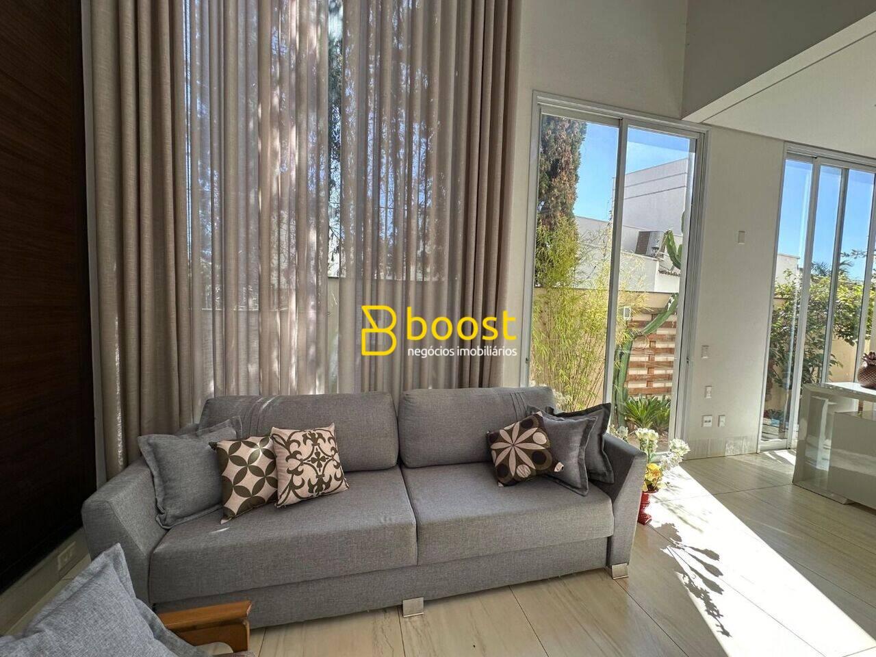 Sobrado com 4 dormitórios à venda, 495 m² por R$ 3.950.000,00 - Nova Uberlândia - Uberlândia/MG, foto 2