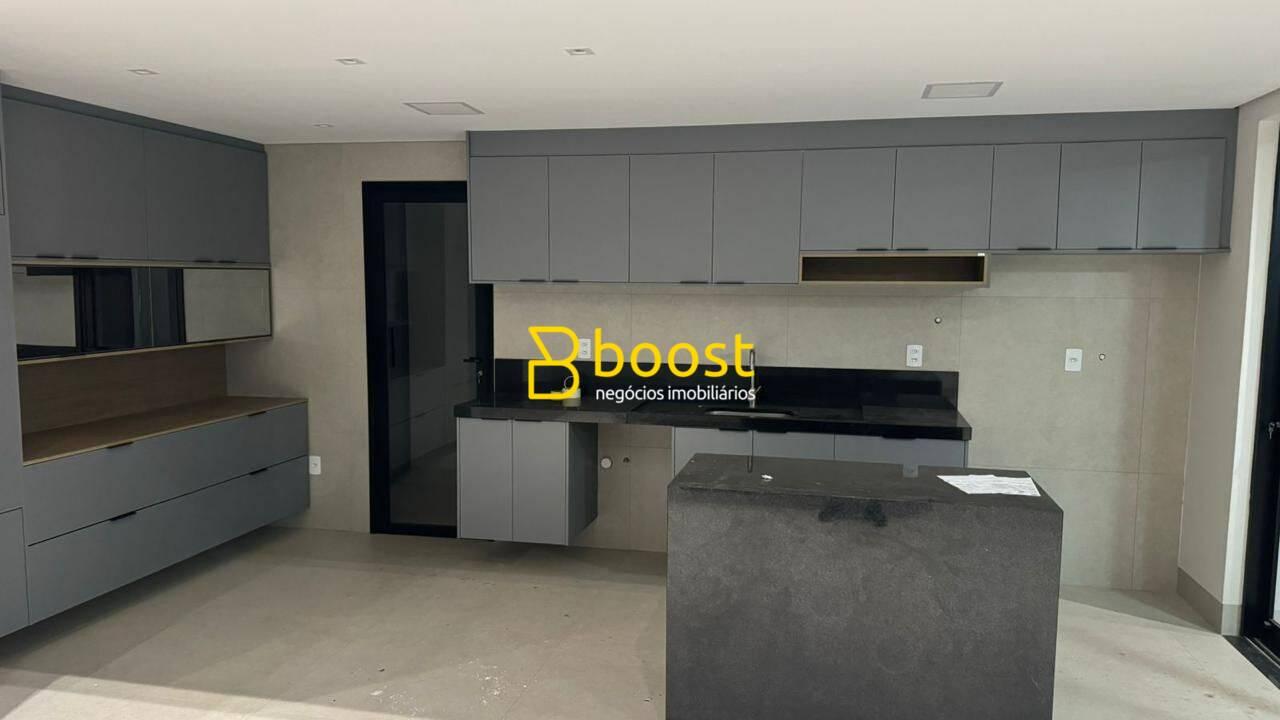 Sobrado com 4 dormitórios à venda por R$ 2.350.000,00 - Varanda Sul - Uberlândia/MG, foto 2