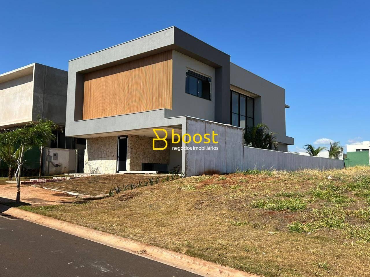 Sobrado com 3 dormitórios à venda, 296 m² por R$ 3.550.000,00 - Condomínio Tamboré - Uberlândia/MG