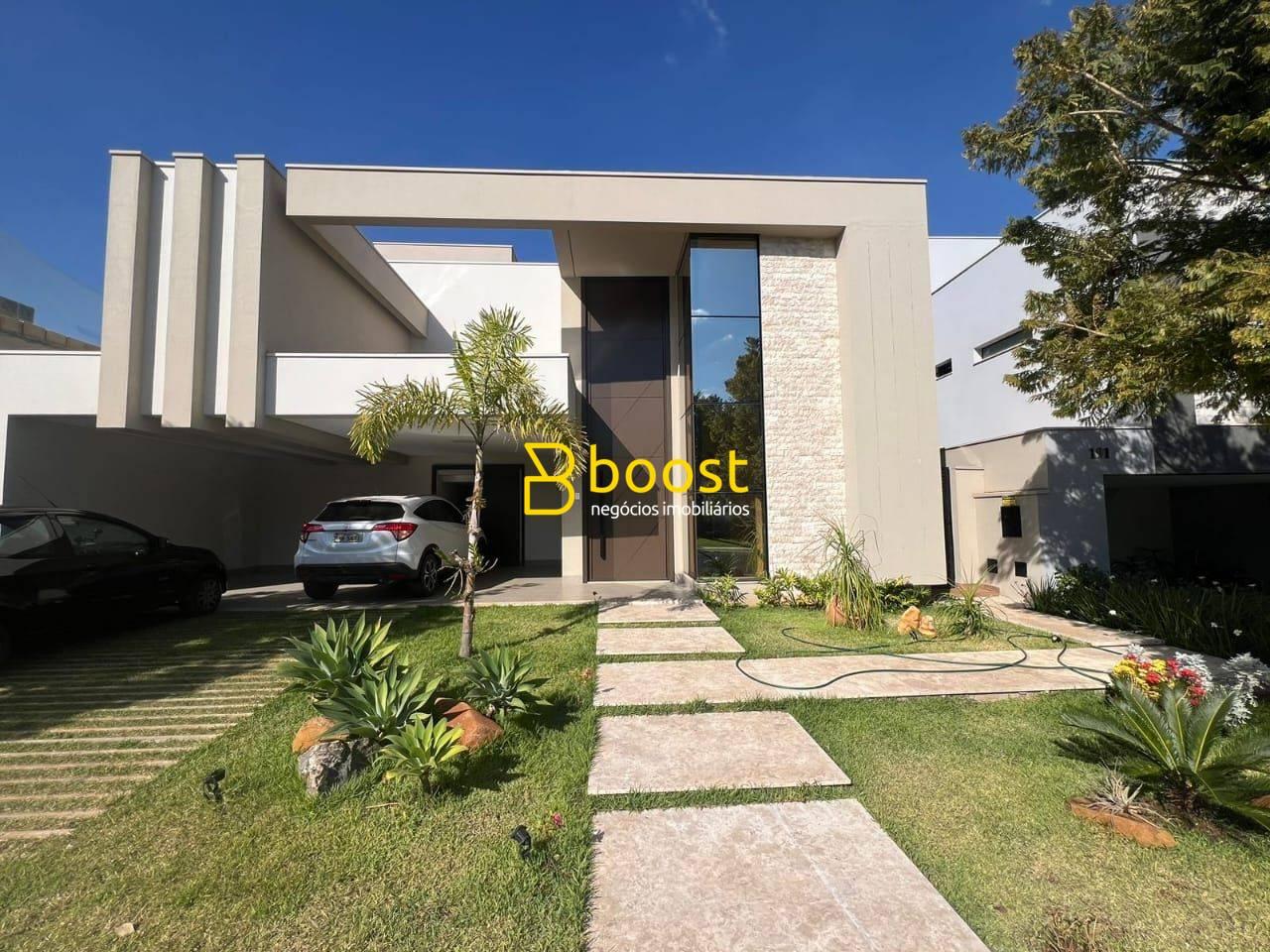 Sobrado, 312 m², à venda por R$ 3.700.000 - Jardins Gênova - Uberlândia/MG
