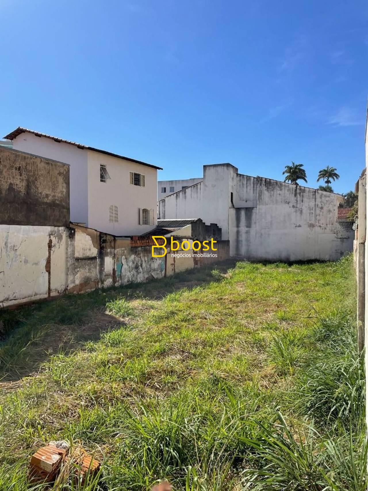 Terreno à venda, 418 m² por R$ 850.000,00 - Centro - Uberlândia/MG