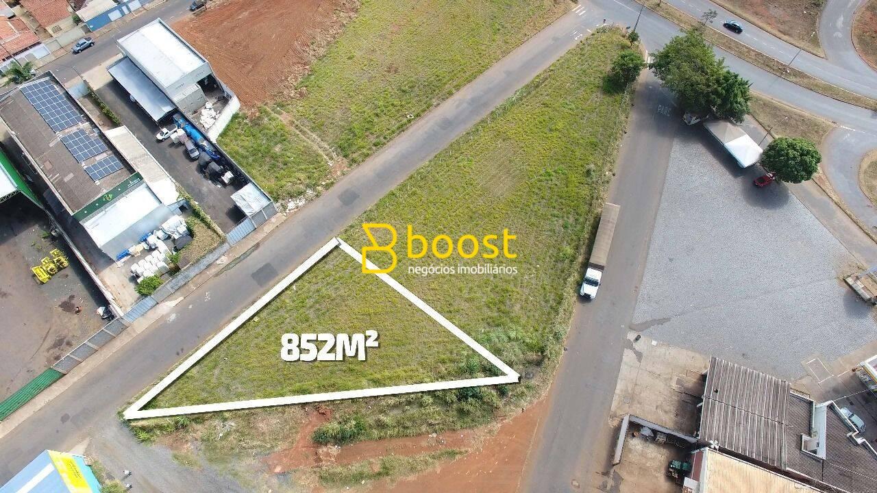 Terreno à venda, 852 m² por R$ 1.032.000,00 - Segismundo Pereira - Uberlândia/MG, foto 4