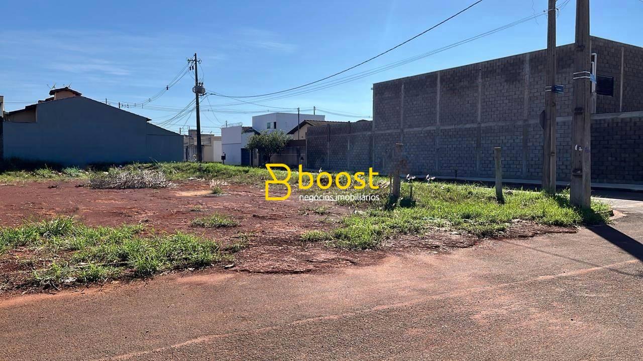 Terreno à venda, 692 m² por R$ 420.000 - Jardim Sucupira - Uberlândia/MG