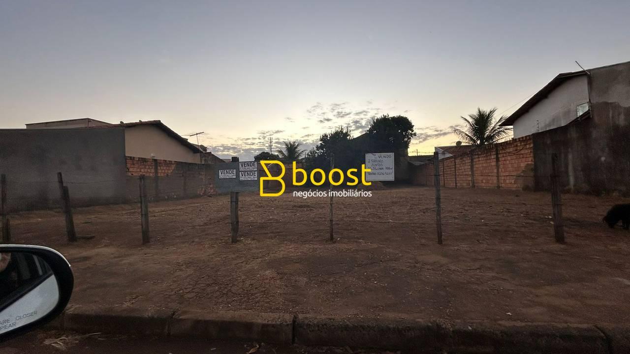 Terreno, 700 m², à venda por R$ 560.000 - Jardim das Palmeiras - Uberlândia/MG