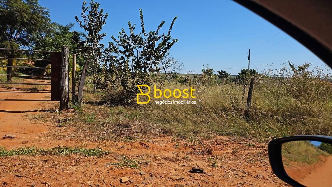 Terreno, 6.667 m², à venda por R$ 250.000 - Chácara Panorama - Uberlândia/MG