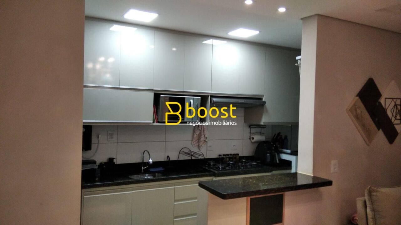 Apartamento com 2 quartos, 54 m², à venda por R$ 384.250 - Bosque dos Buritis - Uberlândia/MG, foto 2