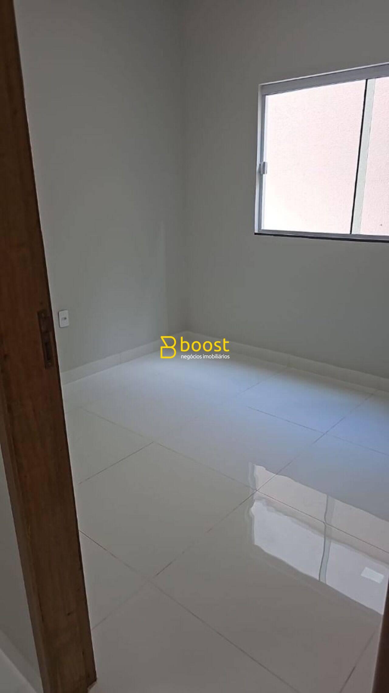 Casa com 2 dormitórios à venda, 86 m² por R$ 300.000 - São Jorge - Uberlândia/MG, foto 2