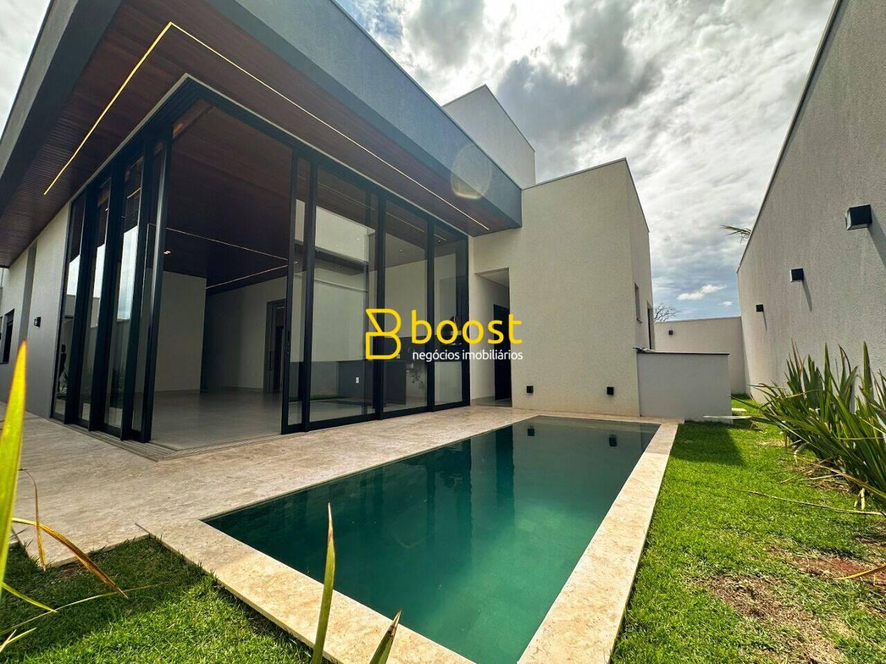 Casa com 4 quartos, 224 m², à venda por R$ 2.600.000 - Condomínio Terras Altas - Uberlândia/MG, foto 2