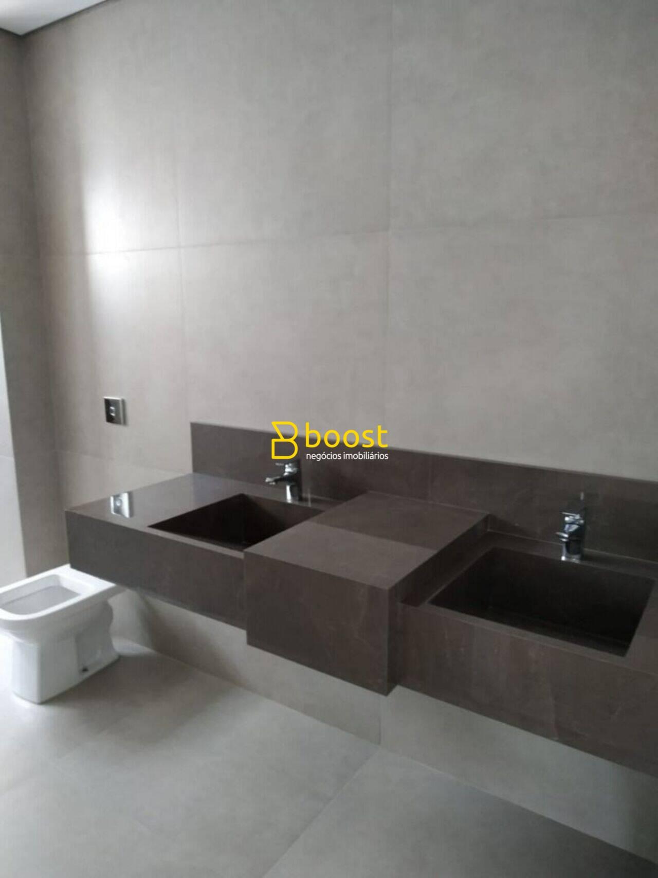 Sobrado com 4 dormitórios à venda, 313 m² por R$ 2.975.000,00 - Nova Uberlândia - Uberlândia/MG, foto 3